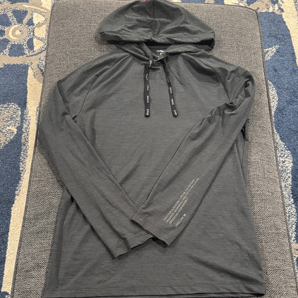 Hurley Men's Charcoal Gray Lightweight Hooded Long Sleeve Shirt